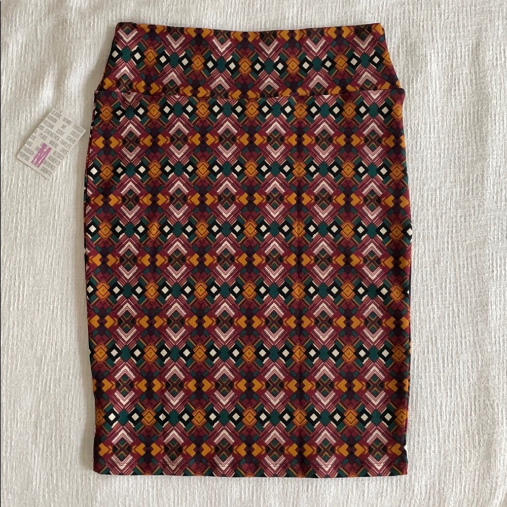 LulaRoe Cassie skirt size medium NWT